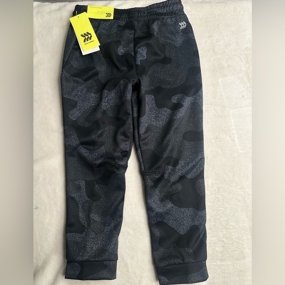 All in Motion Boy's Size 4/5T Soft Stretch Jogger Pants Black Camo - Picture 6 of 10